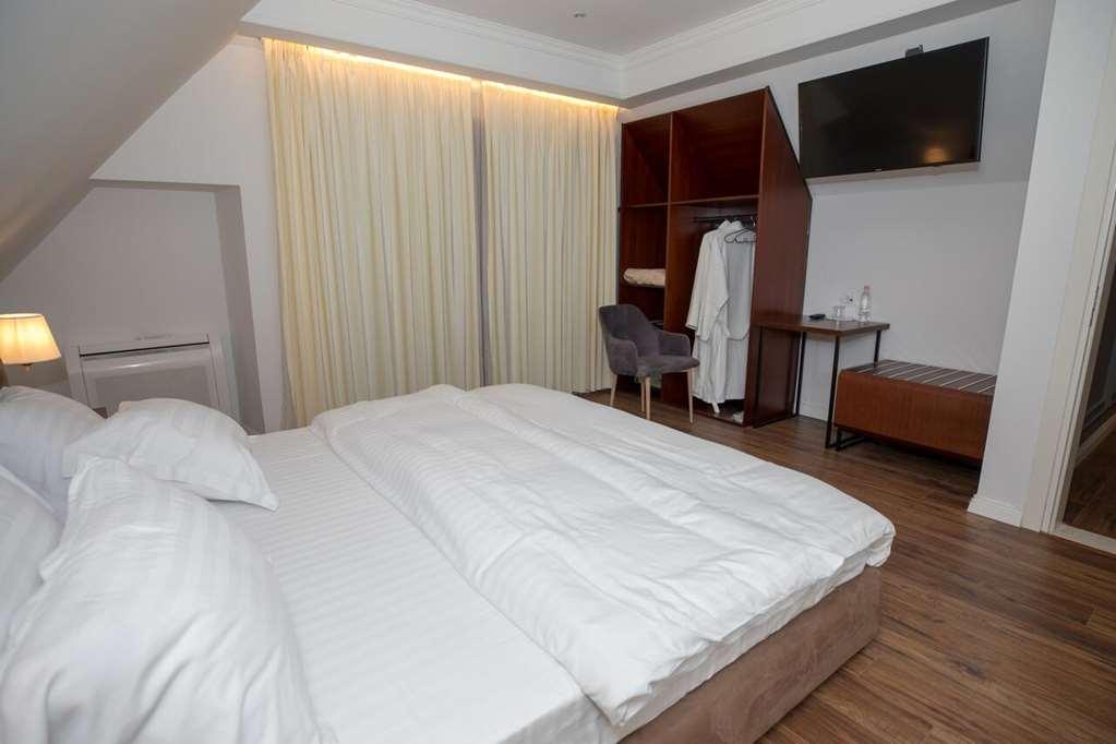 Hotel Vila Zeus Rinas Szoba fotó