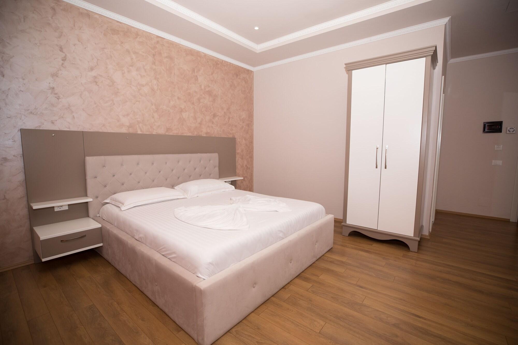 Hotel Vila Zeus Rinas Kültér fotó