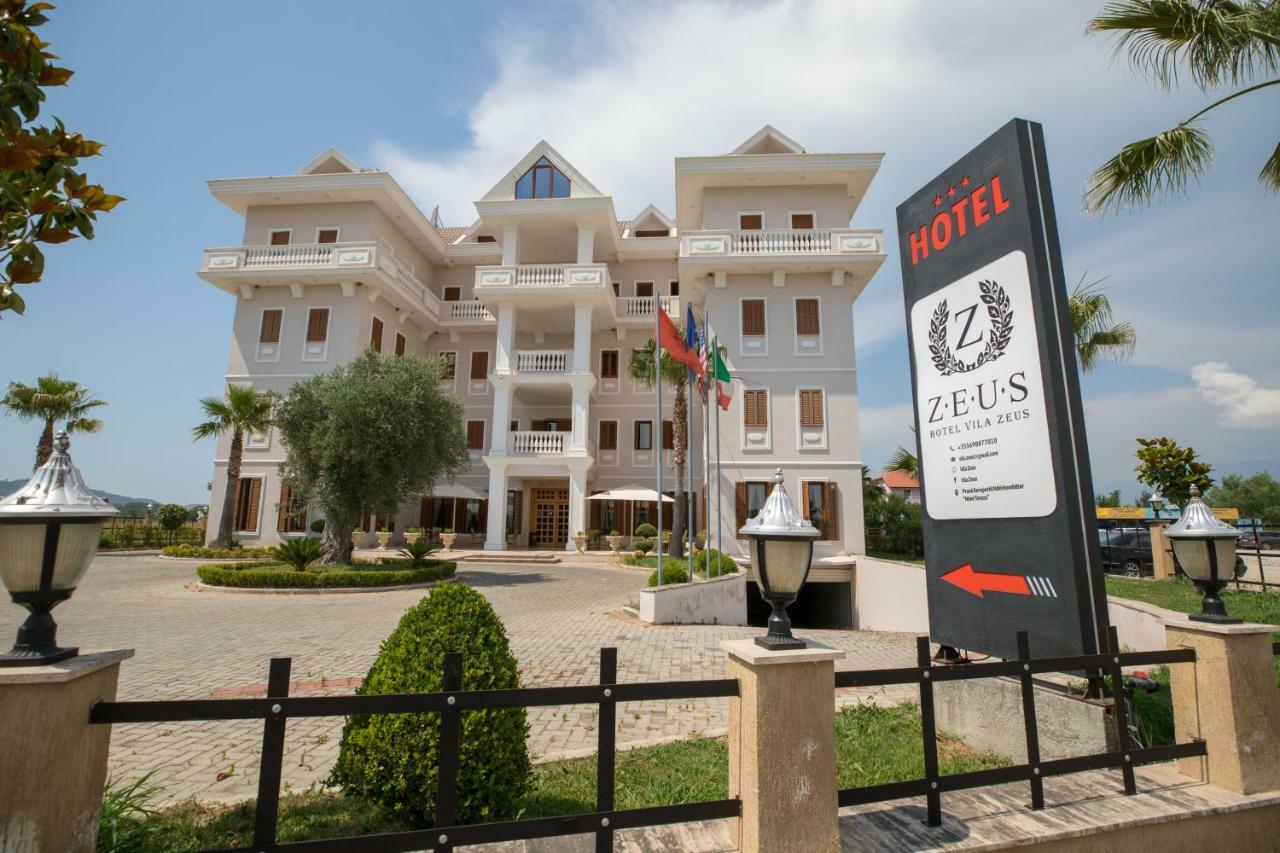 Hotel Vila Zeus Rinas Kültér fotó